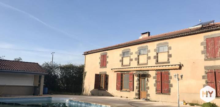 Maison, villa • Puy-Guillaume • 250m2