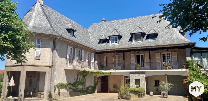 Maison, villa • ARPAJON-SUR-CERE • 300m2