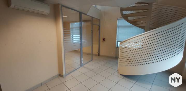 Immobilier commercial • Beaumont • 113m2