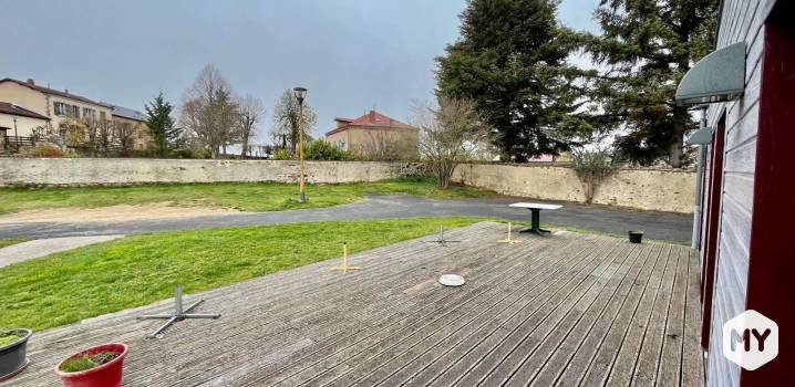 Immobilier commercial • Vernet-la-Varenne • 220m2
