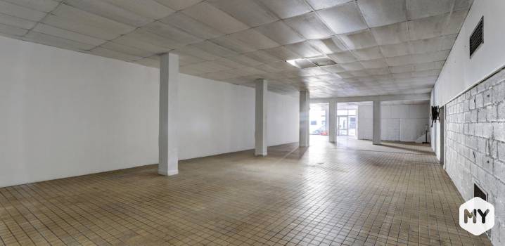 Immobilier commercial • Thiers • 620m2