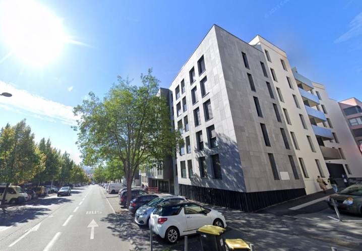 Parking • Location • 10m2 • Jaude • Clermont-Ferrand