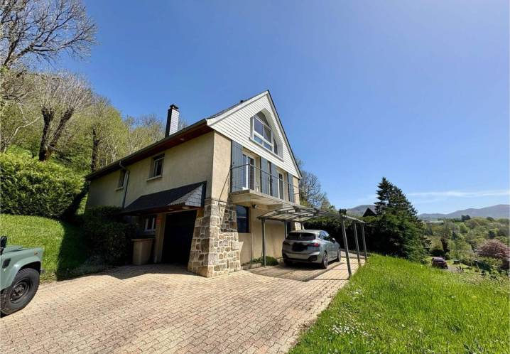 Maison • Vente • 120m2 • Murat-le-Quaire