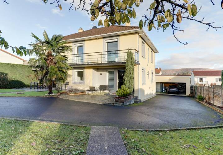 Maison • Vente • 210m2 • Cébazat