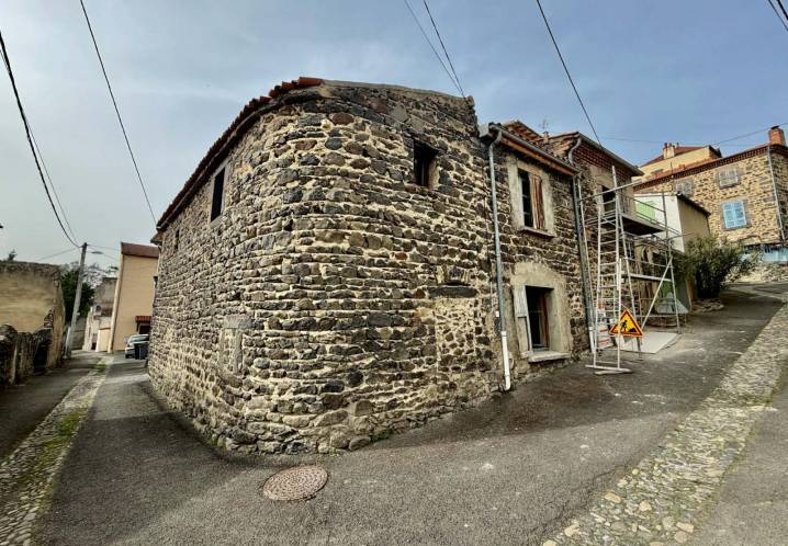 Maison • Vente • 33m2 • Le Broc