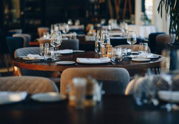 Commercial • Vente • 1100m2 • Clermont-Ferrand