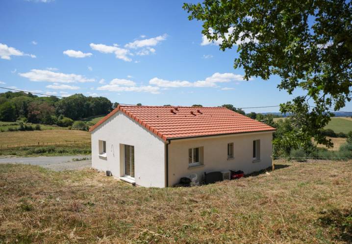 Maison • Vente • 82m2 • Queuille • Queuille