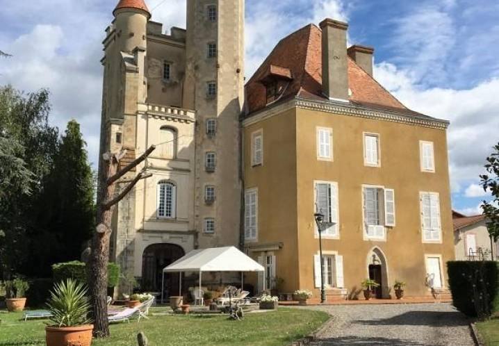 Maison • Vente • 500m2 • Glaine Montaigut