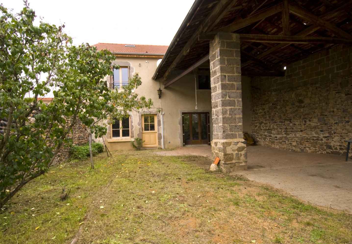 Maison, villa • Moriat • 260m2