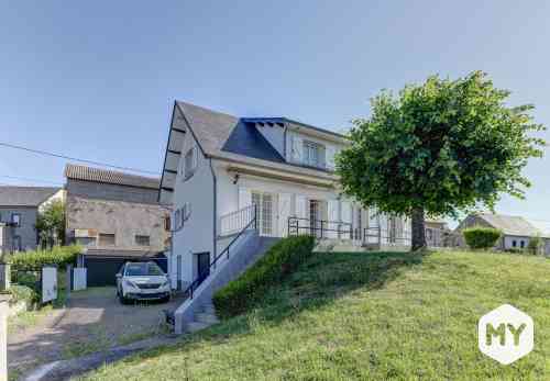 Maison 5 pièces 225 m2 à vendre Mazaye 63230, 275 000 €