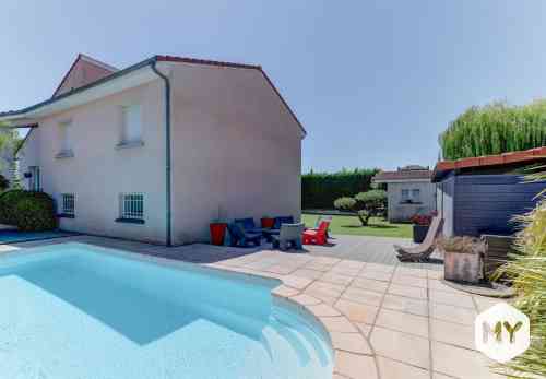 Maison, villa • Saint-Beauzire • 173m2